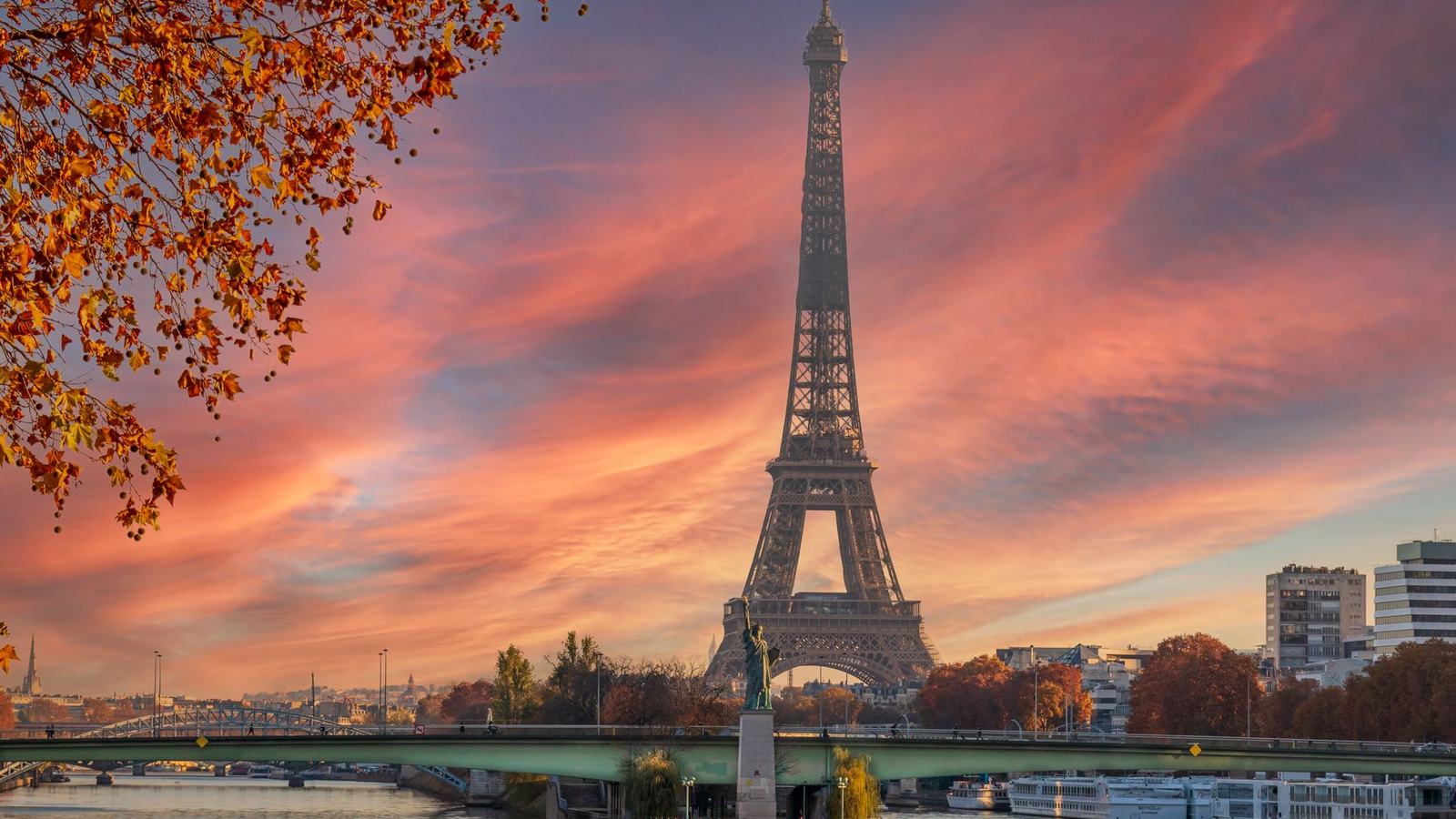 The Eiffel Tower, Paris: Tickets, Timing and the View Worth Queuing For