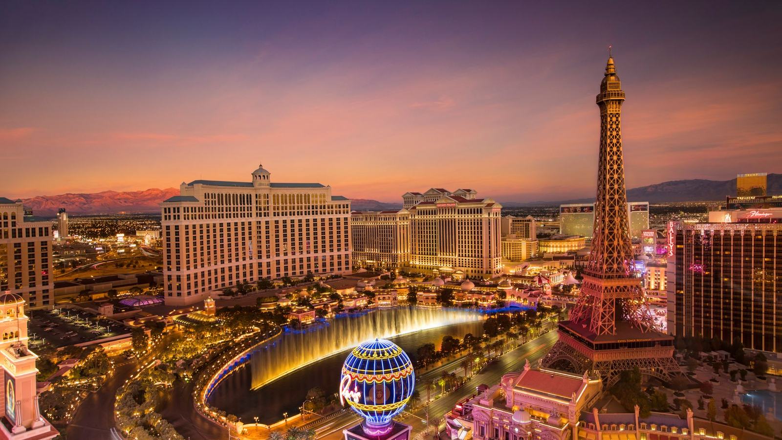 The Las Vegas Strip: Fountains, the Sphere, the High Roller and How to Walk It Without Melting