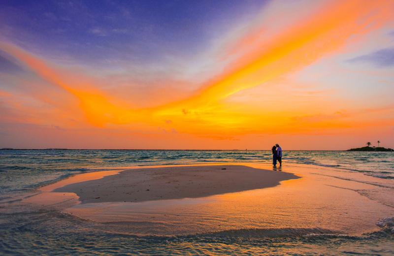 Best Honeymoon Destinations: By Budget, By Season, By Type — With the Resorts and the Flights That Fit
