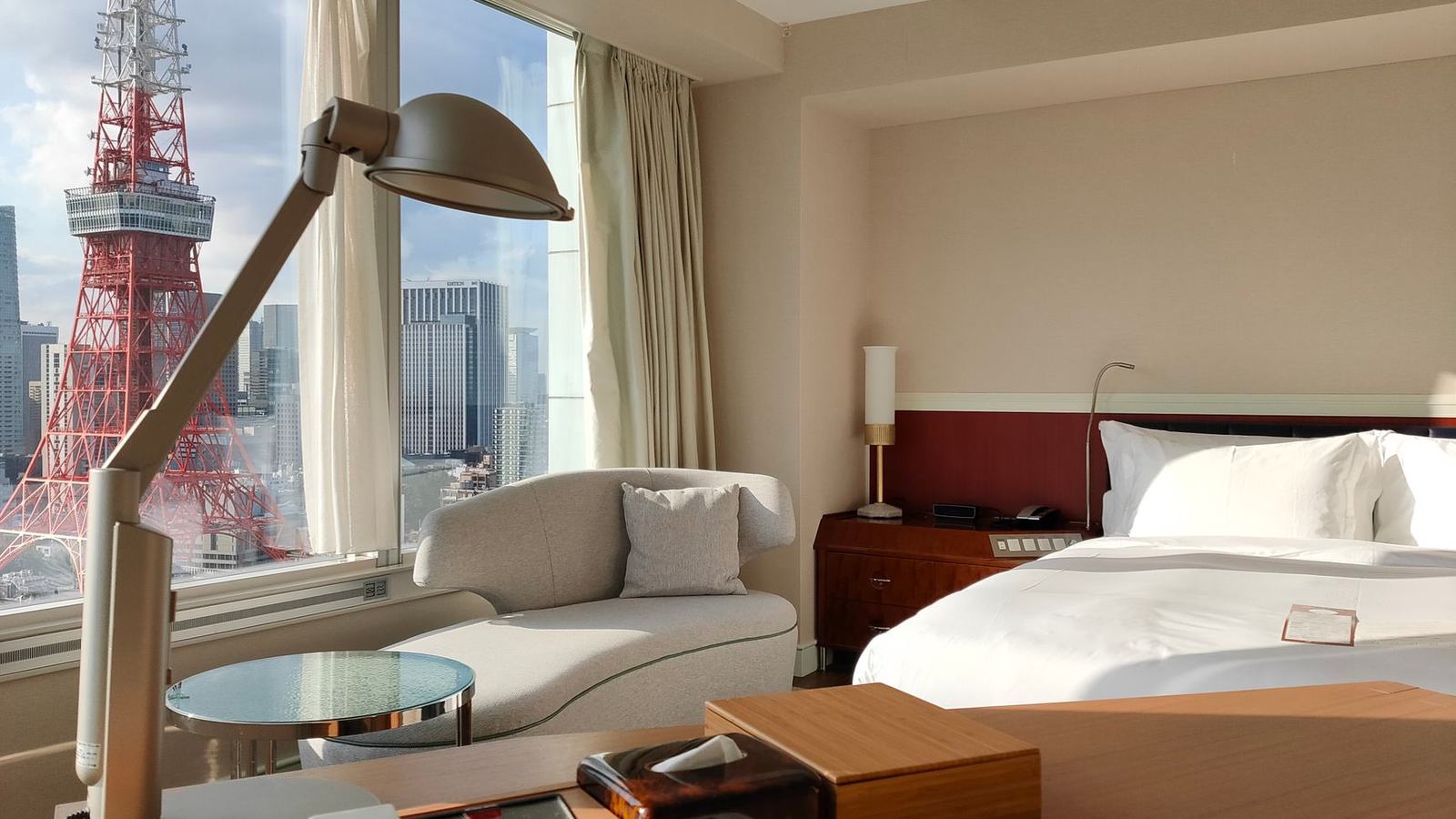 Best Hotels in Tokyo: Sky Lobbies, Ryokan-Style Luxury, Design Boutiques and the Districts to Choose