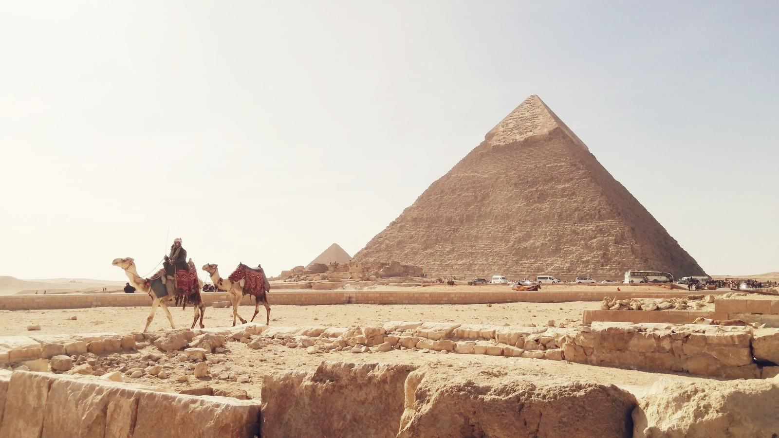 Best Time to Visit Egypt: October to April for the Pyramids and the Nile — and When the Red Sea Is Best