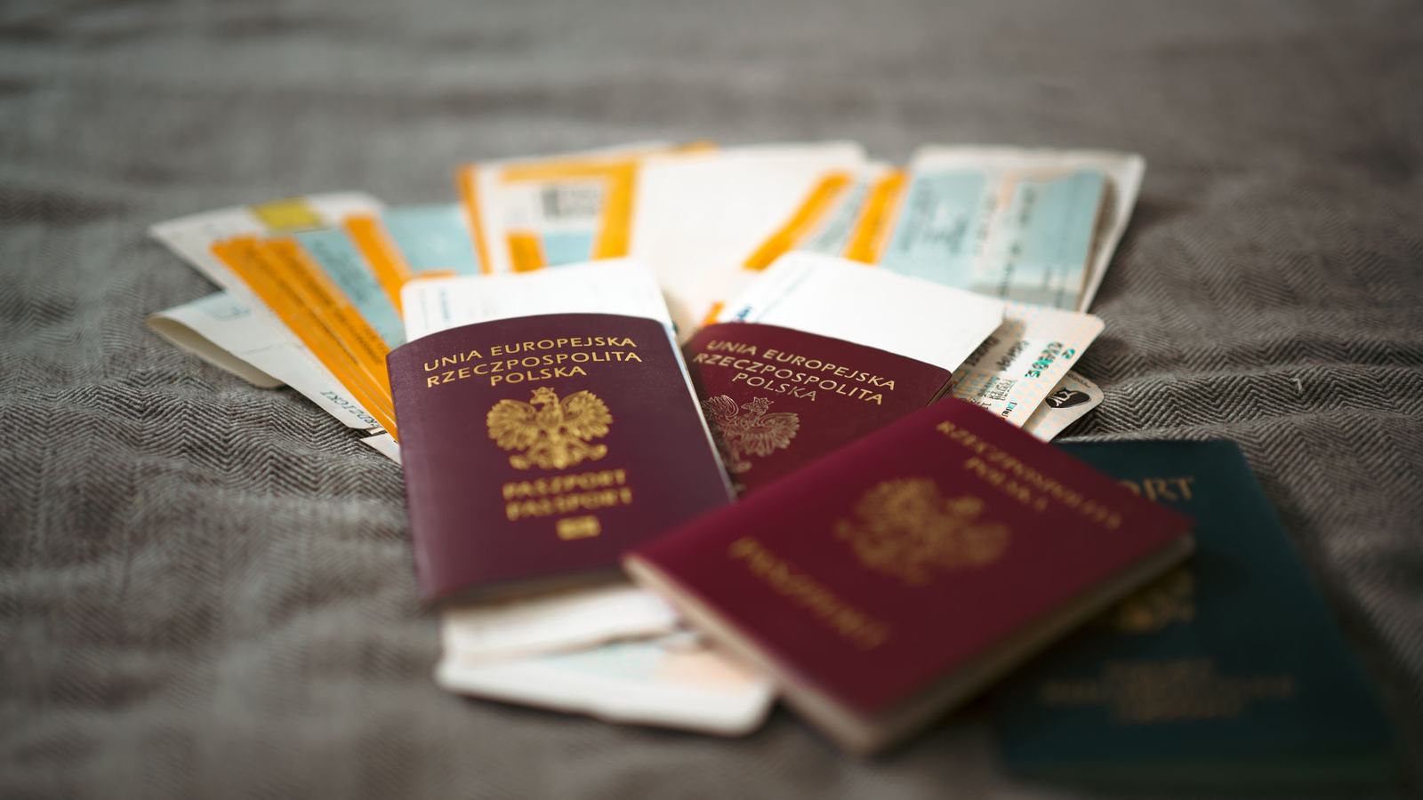 Global Entry vs TSA PreCheck: Which to Get, What Each Covers, and the NEXUS Loophole