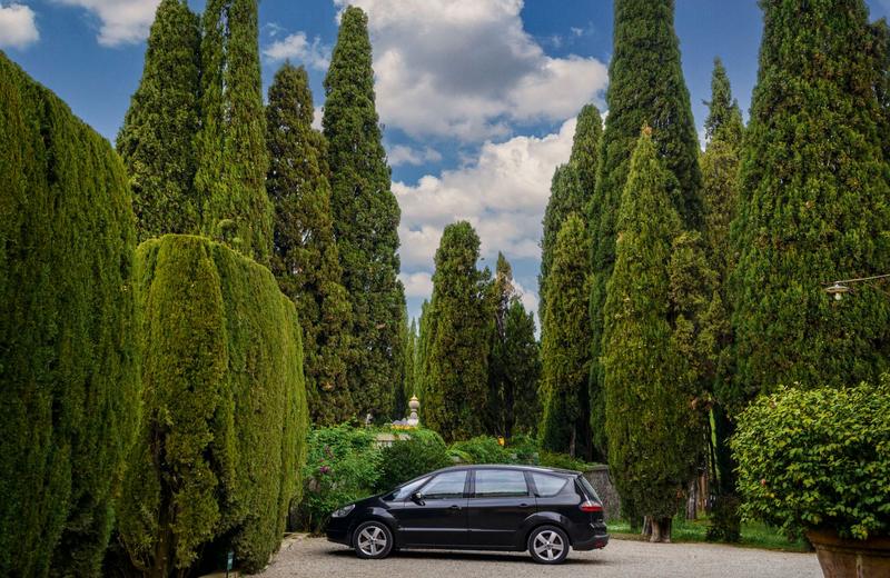 Renting a Car in Italy: ZTL Zones, the IDP, Insurance, Autostrada Tolls and Where a Car Actually Helps
