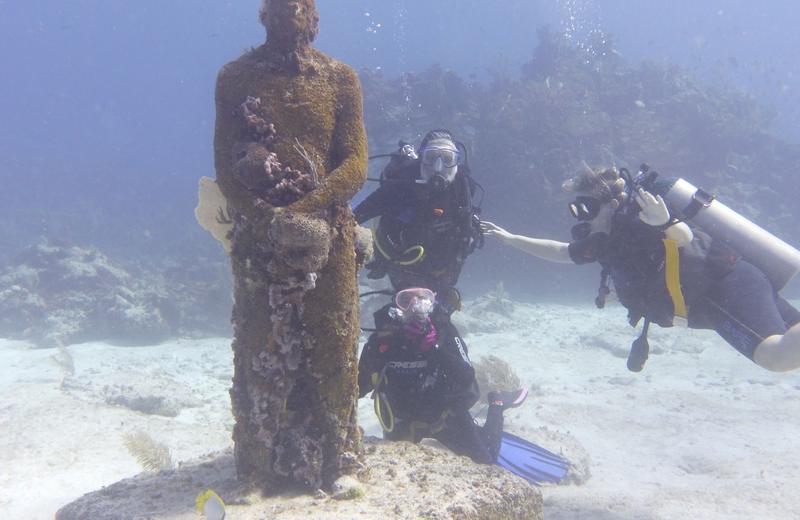 Things to Do in Cancun: The Hotel Zone, the Cenotes, the Ruins and the Islands