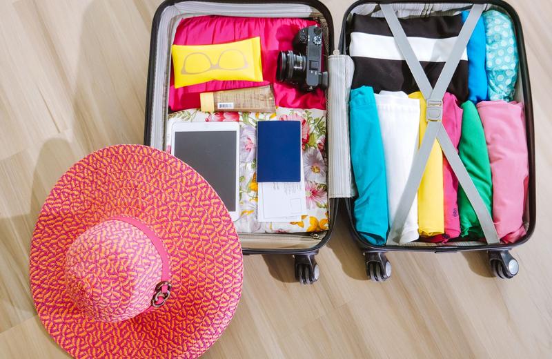What to Pack in a Carry-On: The List, the Size Limits, and What Never Goes in the Hold