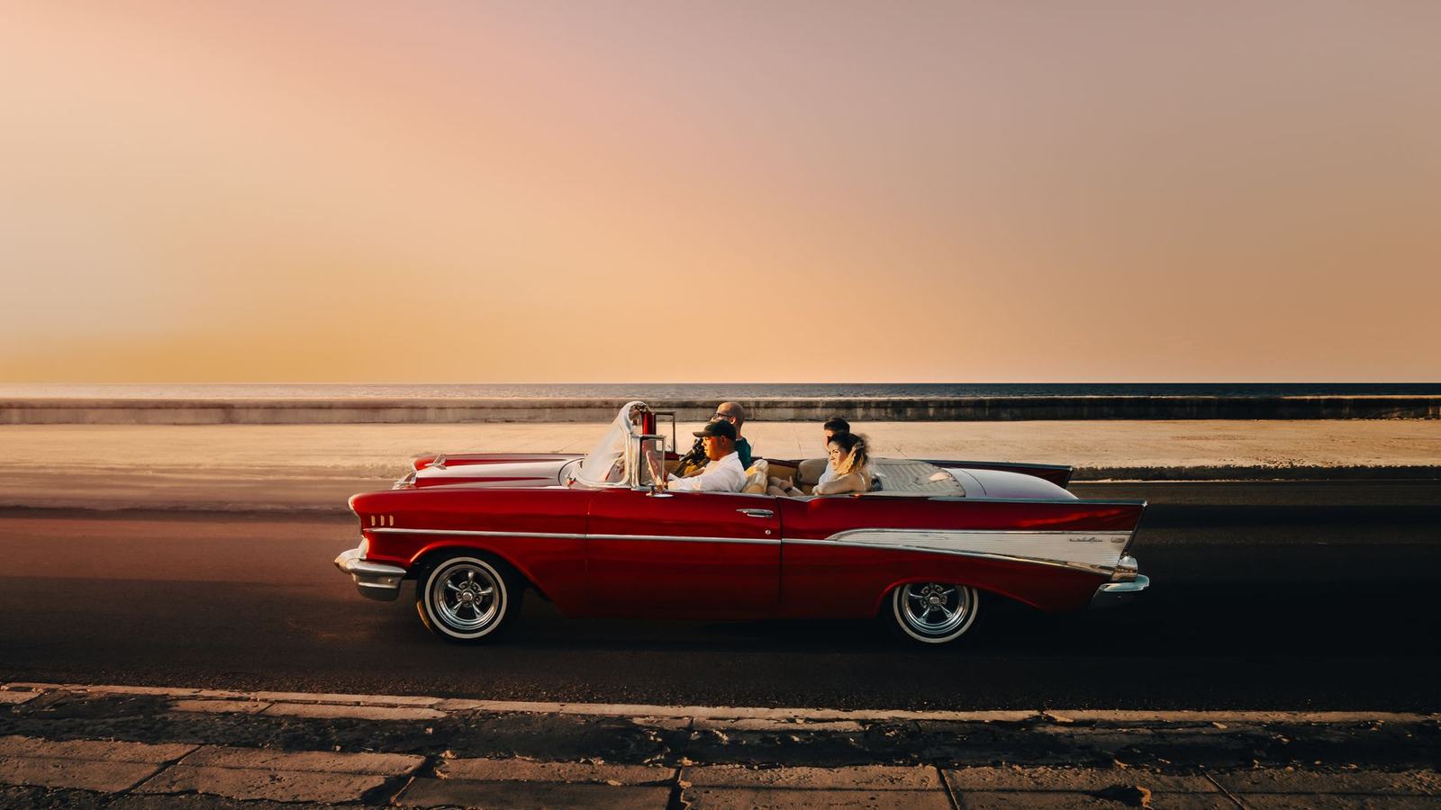 Car Rentals Worldwide — Save up to 60% at Airport & City Desks