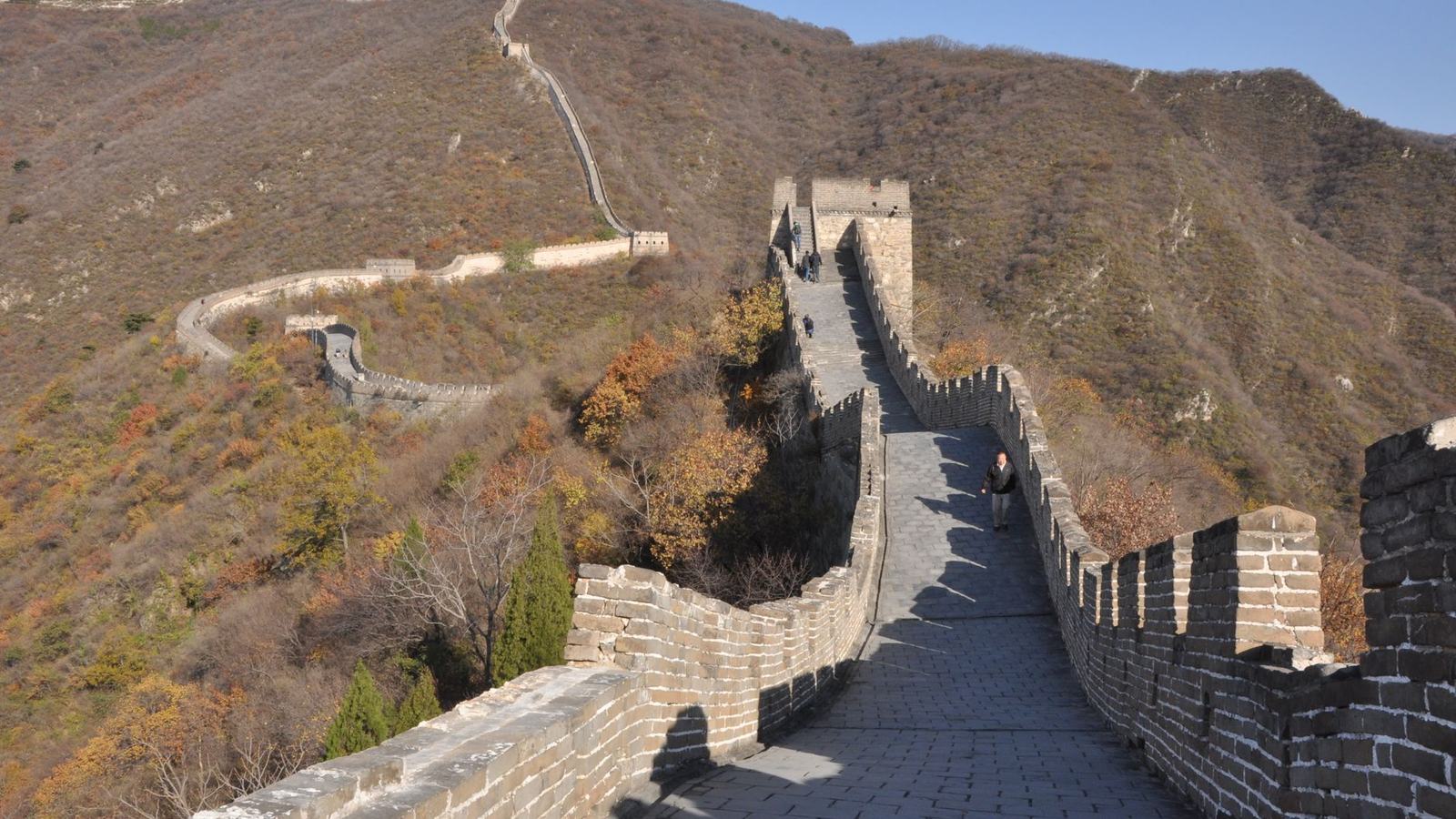The Great Wall of China: Mutianyu vs Badaling, the Cable Cars and the Toboggan Down