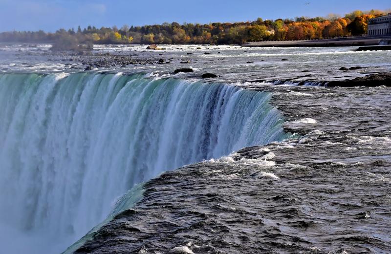 Niagara Falls from Toronto: The Canadian Side, the Boat, Journey Behind the Falls and the Evening Illumination